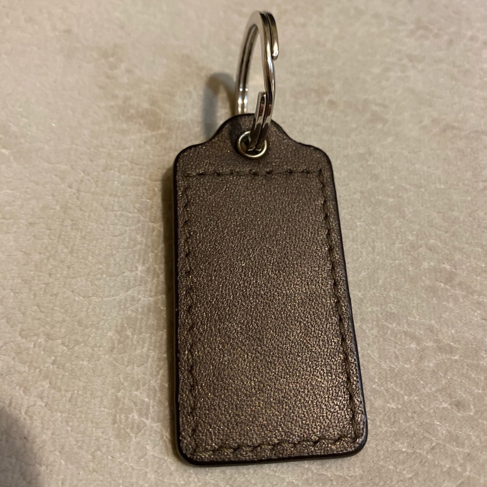 Coach brown keychain - Picture 2 of 4